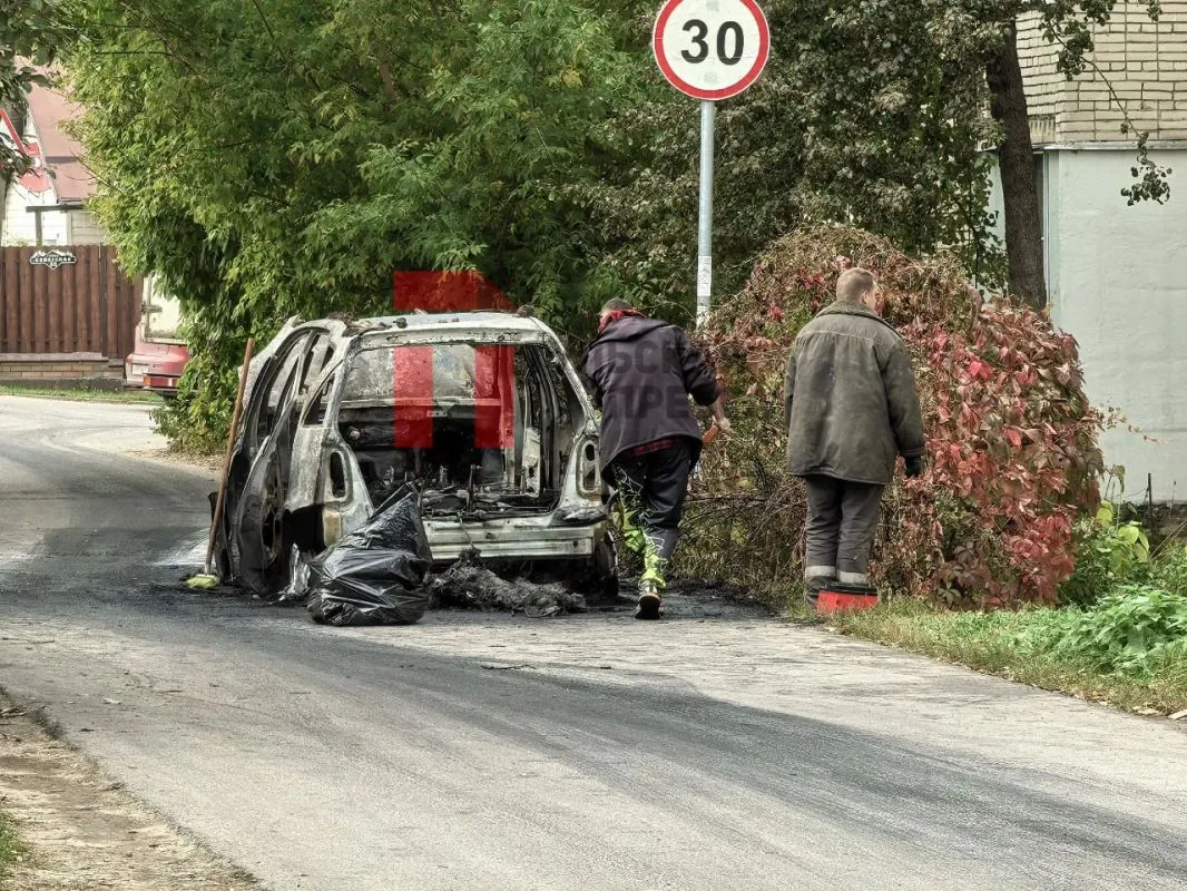 📌 На Косой горе на улице Прогресс сгорел автомобиль