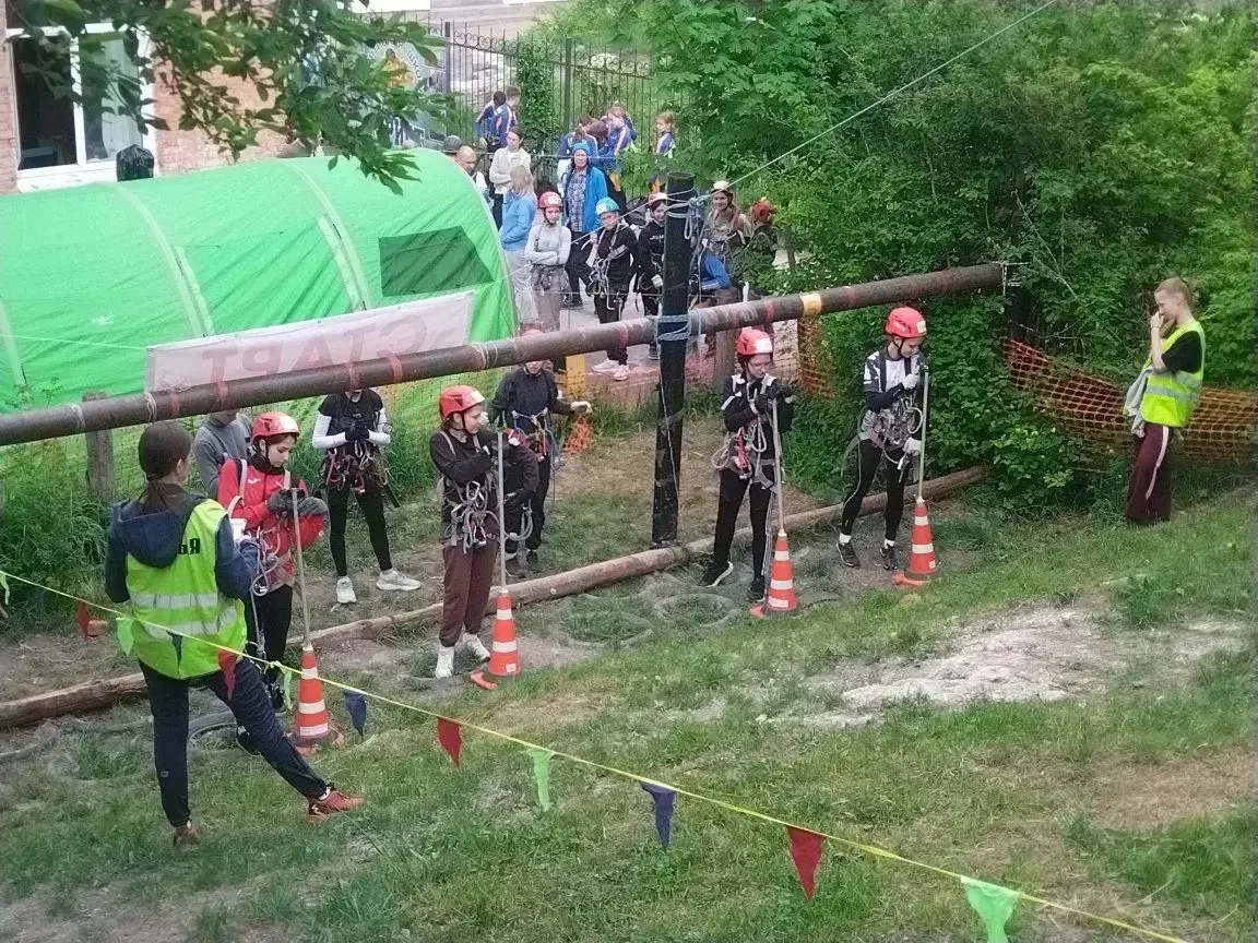 🗺️🔥 НАШИ УЧЕНИКИ — УЧАСТНИКИ СОРЕВНОВАНИЙ ПО ТУРИЗМУ! 🔥  Друзья! С радостью делимся впечатлениями о 