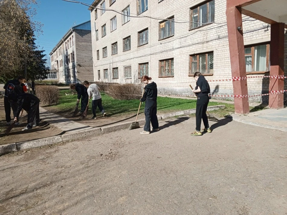 В рамках всероссийской инициативы "Мы за чистоту", направленной на формирование экологи...