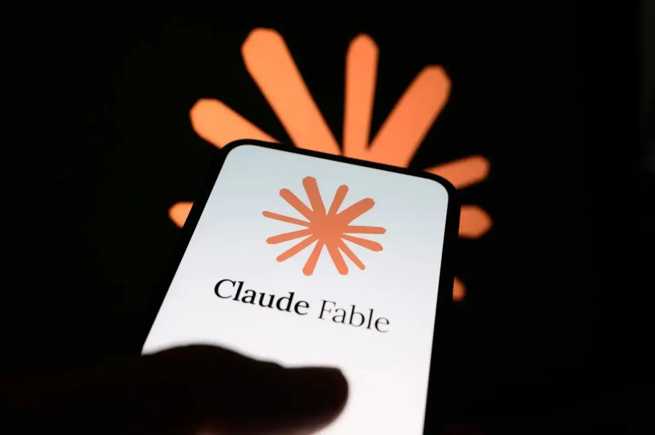 🛡 Продолжение истории про Fable 5

Стало известно чуть больше подробностей о причинах отключения Cl
