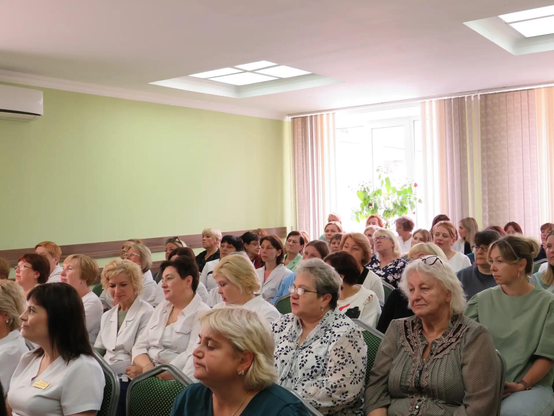 В преддверии Дня медицинского работника в ГБУЗ КО «КОККВД» прошло торжественное мероприятие.

Праздн
