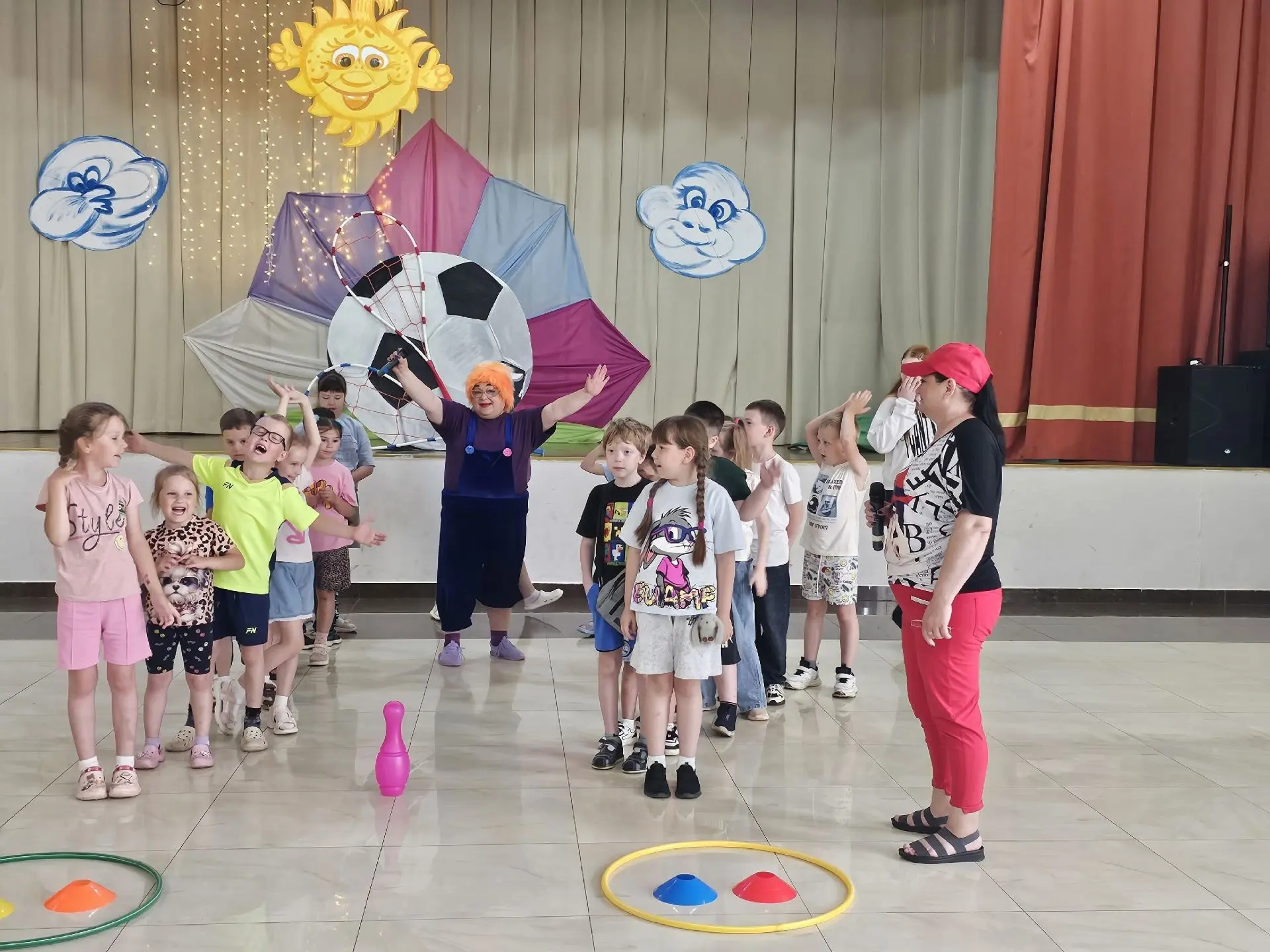1️⃣1️⃣ день в лагере "Солнечная страна" пролетел  незаметно 🤗

На утренней линейке отряды познакоми