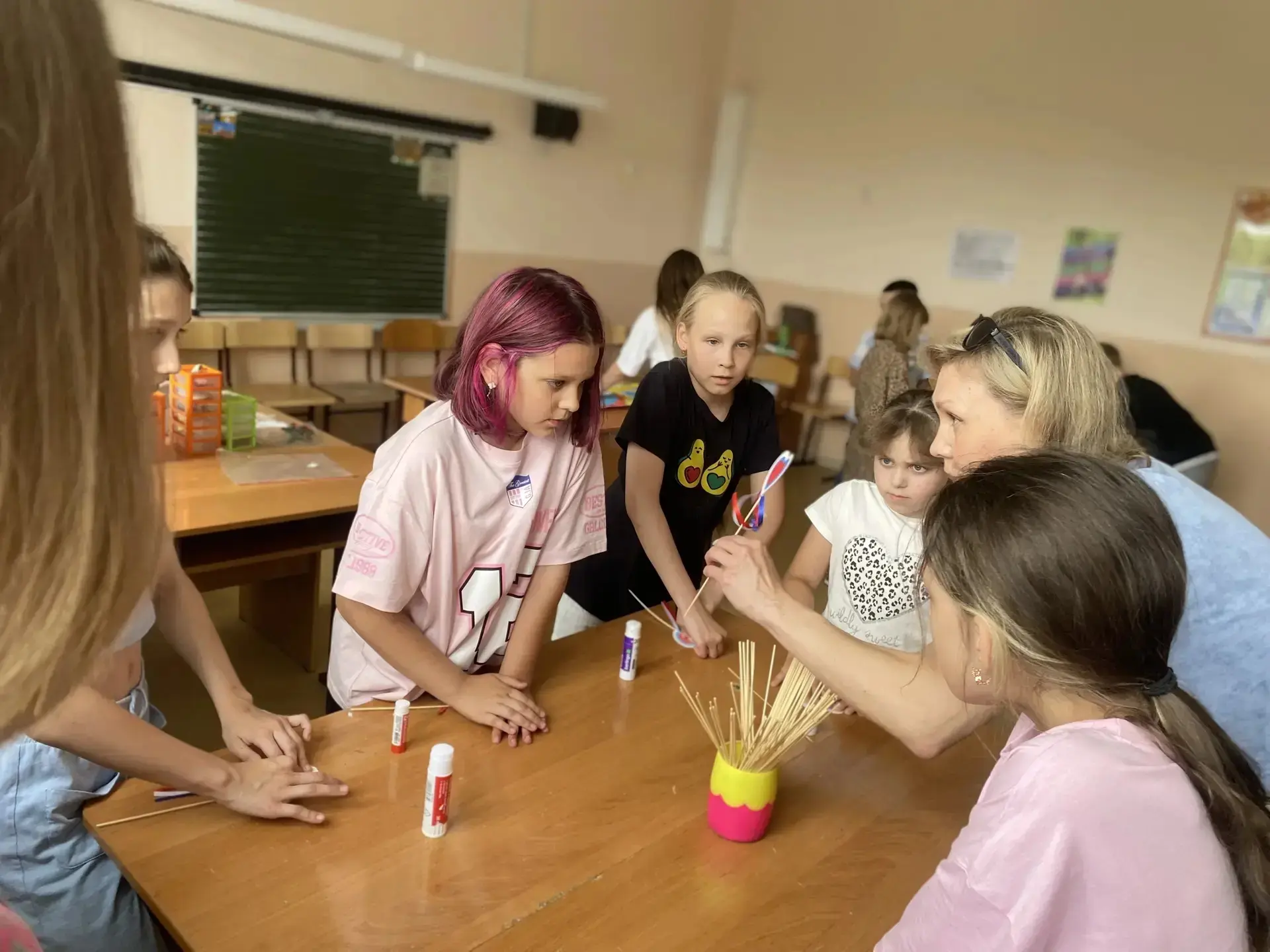 ☀️В лагере «Солнышко» прошла кругосветка ко Дню России совместно с мобильными библиотеками с Победы 