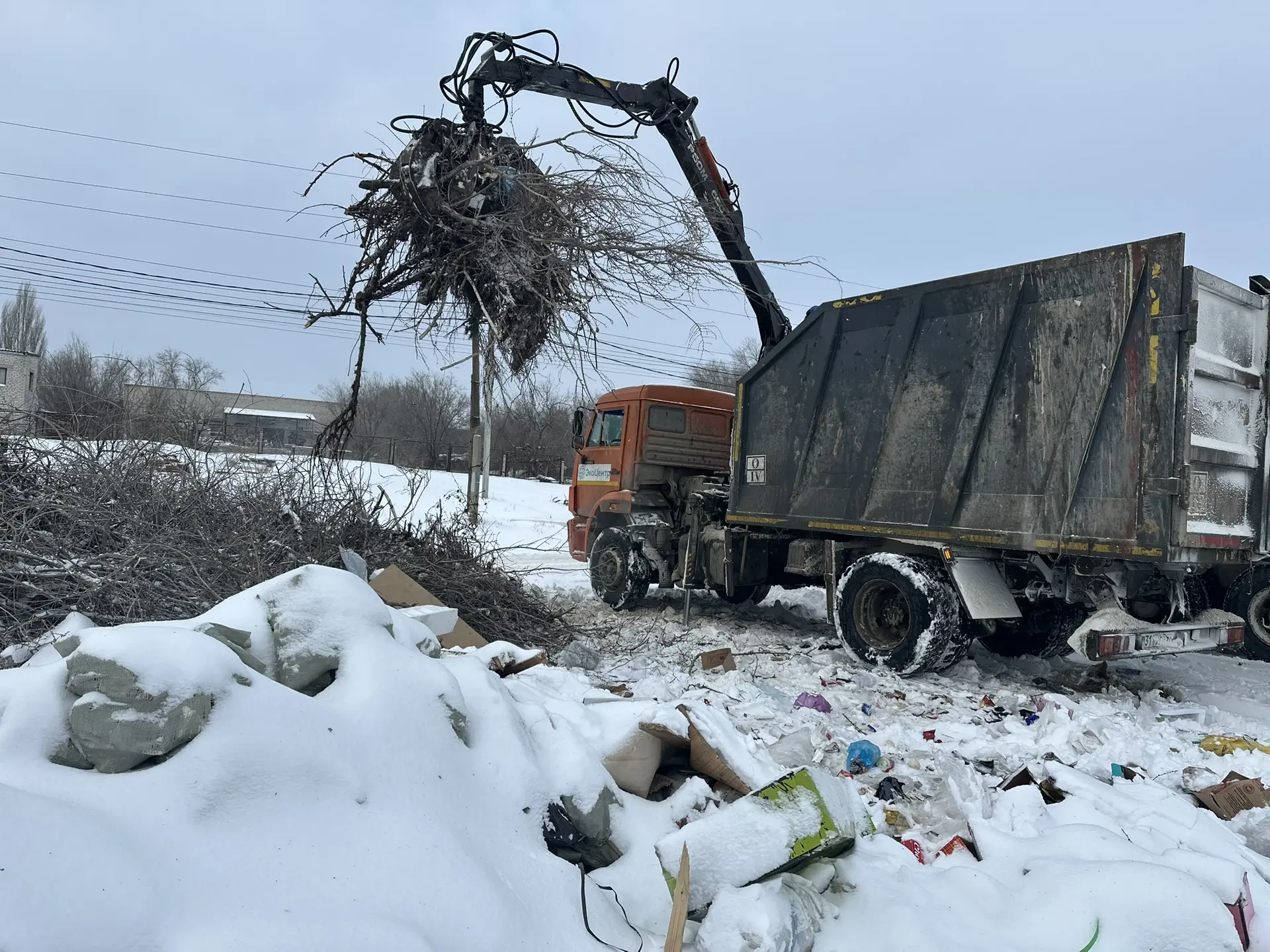 ✅В Волгограде регоператор приступил к зачистке крупнейшей свалки в Краснооктябрьском районе   📅На ее