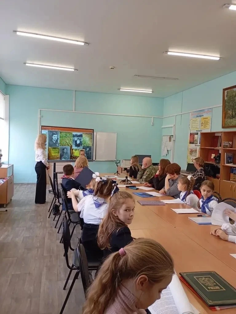 🌳2 апреля на базе школьного музея состоялись семейные слушания в рамках городского генеалогического 