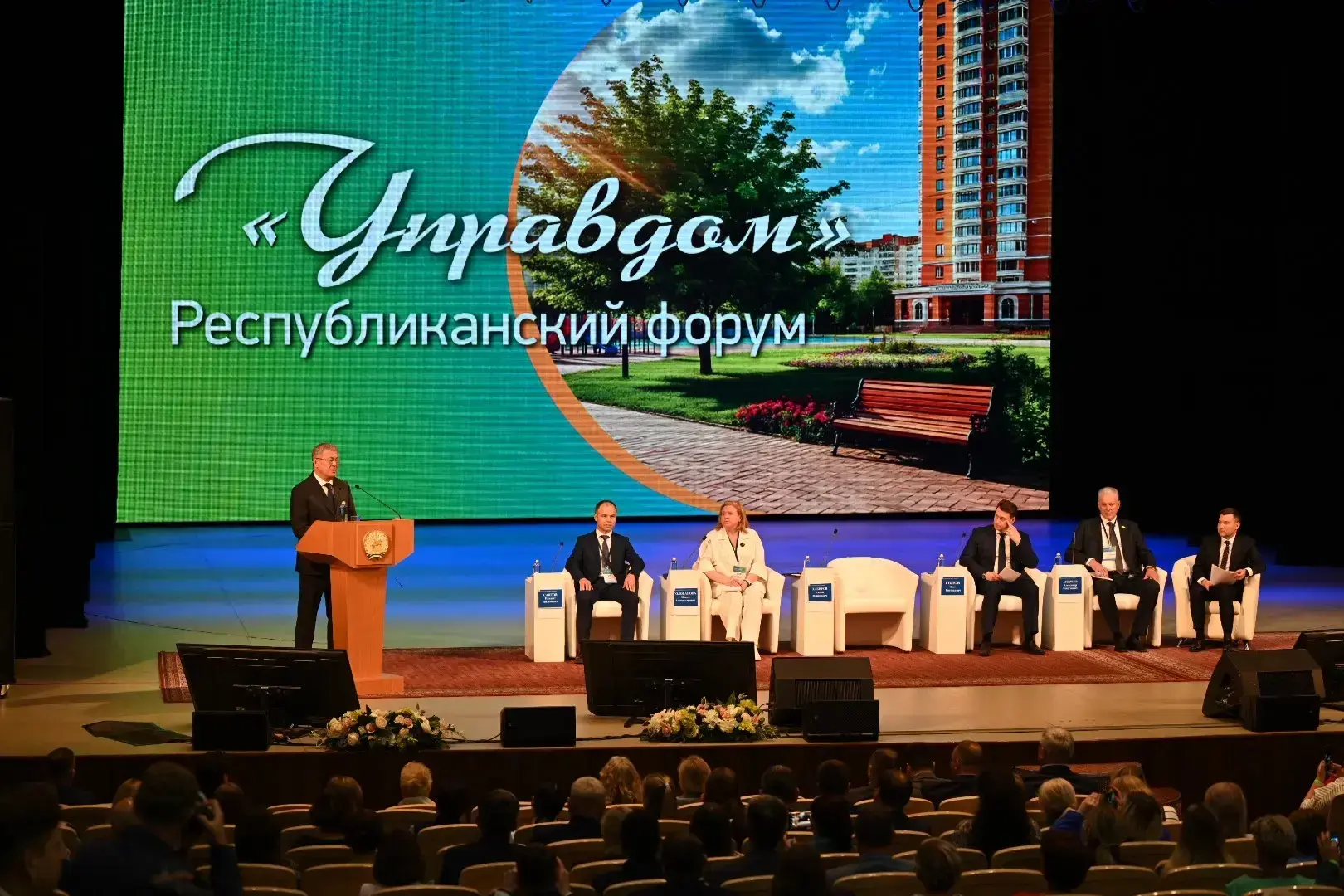 Сфера ЖКХ – очень чувствительная и, пожалуй, одна из самых сложных. У нас практически нет домов, где