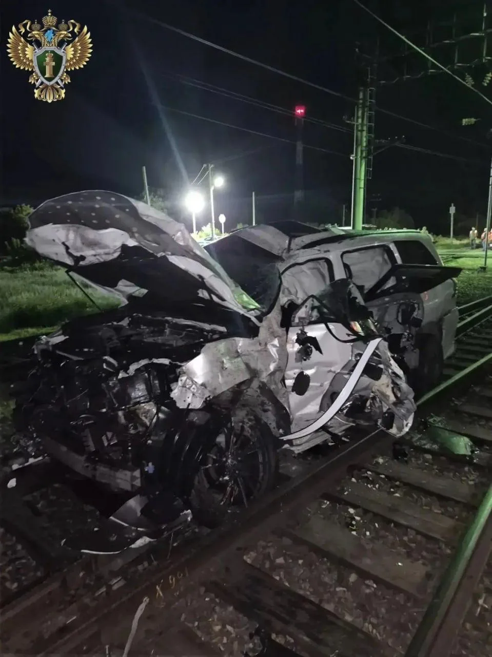 ОДИН ПОГИБ И ТРОЕ ПОСТРАДАЛИ | В ХАБАРОВСКОМ КРАЕ ПОЕЗД СТОЛКНУЛСЯ С LEXUS

В Вяземском районе Хабар