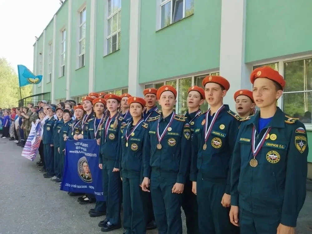Кадеты нашей школы стали победителями региональных соревнований «Школа безопасности»