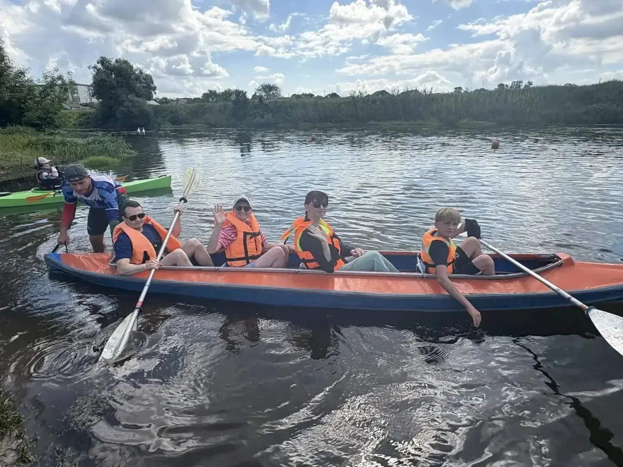 🛶Сегодня от профсоюза работников госучреждений приняли участие в сплавах на байдарках по реке Оскол