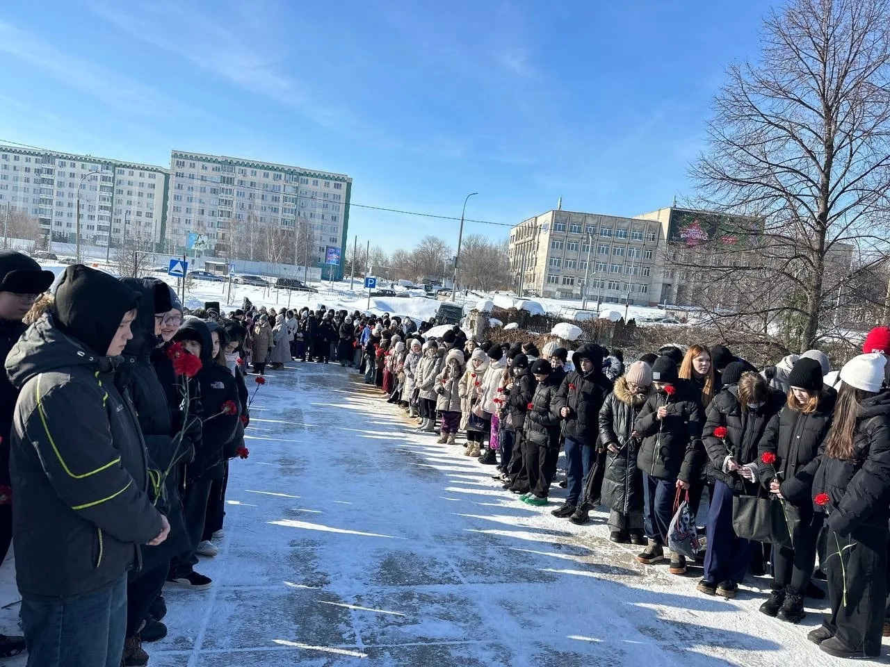 🎗️🇷🇺В преддверии Дня защитника Отечества у памятника Павшим воинам в поселке Орловка состоялась торж