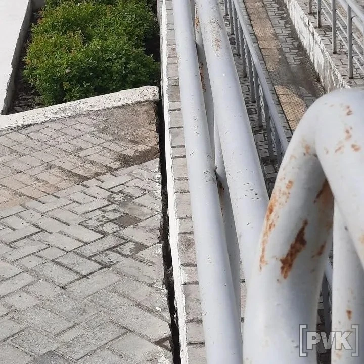 😤«Прогулялся по всей набережной Первоуральска: от начала и до ограждения возле визит-центра. Да, та