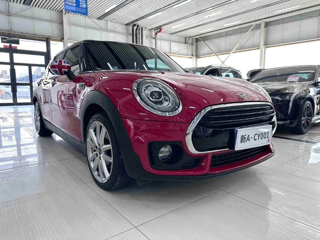 MINI Clubman