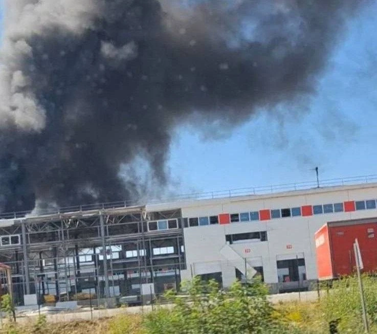 Сегодня в 10:45 с использованием реактивного БПЛА "Герань-4" был нанесен удар по логист...