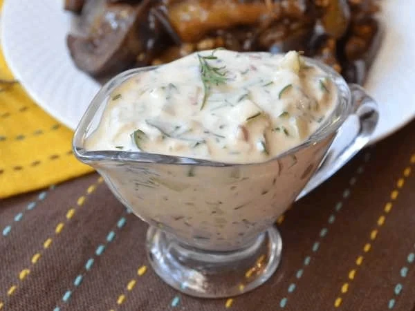 Соус из йогурта с чесноком