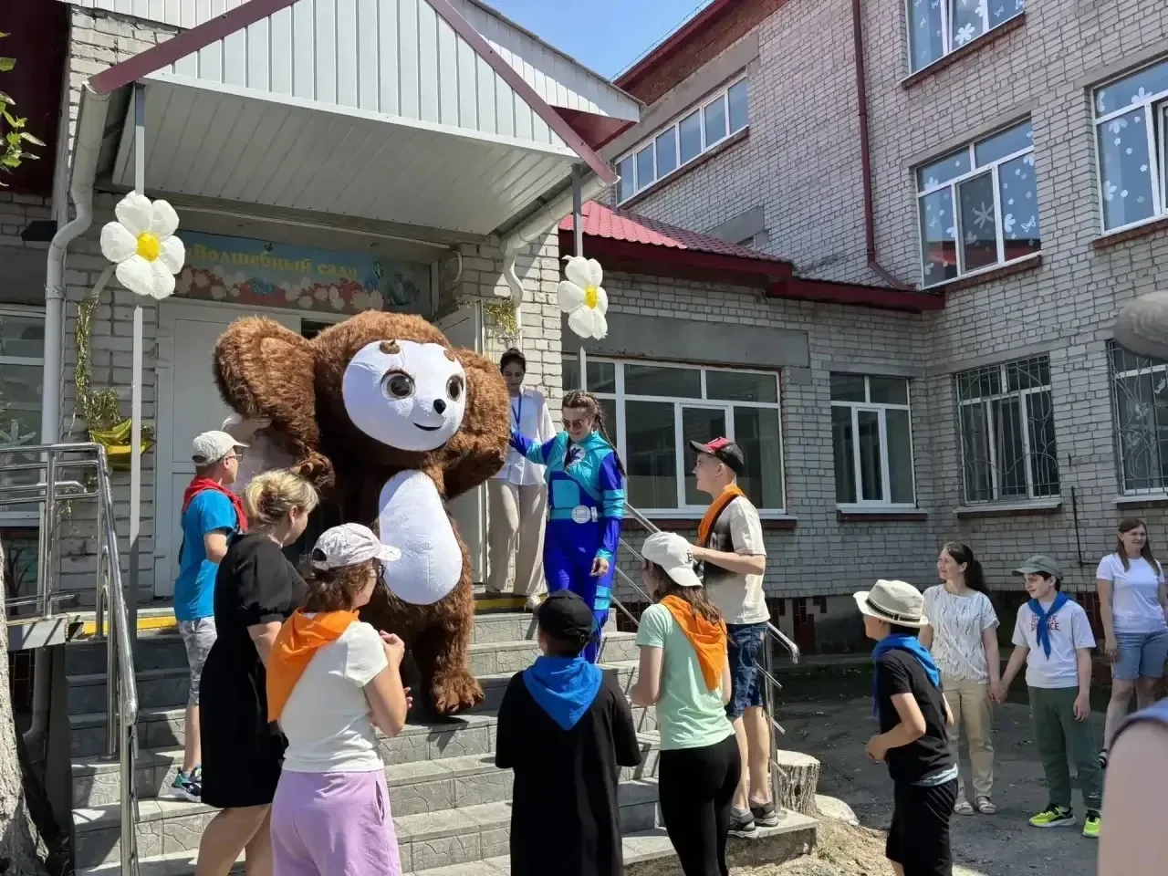 📅 18.06 | День Мира и Согласия

🌅 День начался не с расписания, а с вихря эмоций! Зарядка, подъём 
