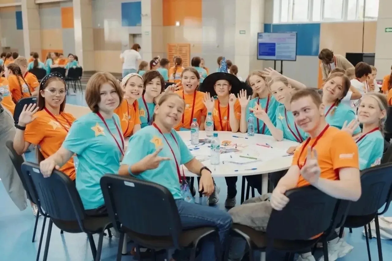 🎉 Волжские школьники победили в «Большой перемене»

Четыре школьника из Волжского стали победителям