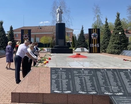 Никто не забыт, ничто не забыто  В канун Дня Победы представители Белгородэнергосбыта приняли участи