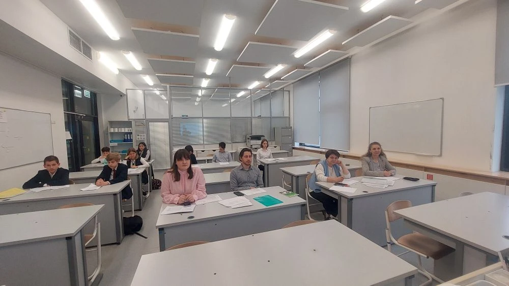 🎓А ты сумеешь выполнить и защитить проект?  🔬В Школьной конференции приняли участие 62 ученика 5-10-