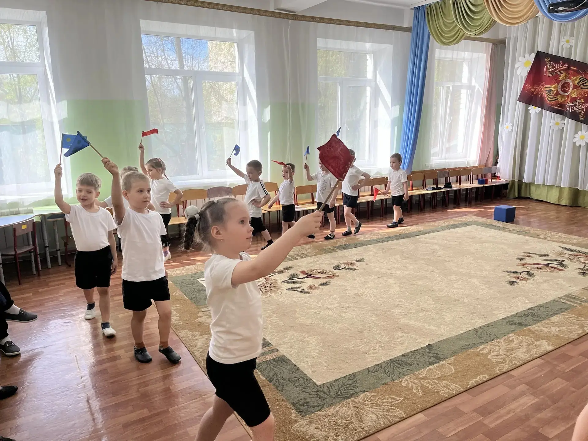 🎈 В нашем детском саду прошло яркое спортивно-патриотическое мероприятие, посвящённое ...