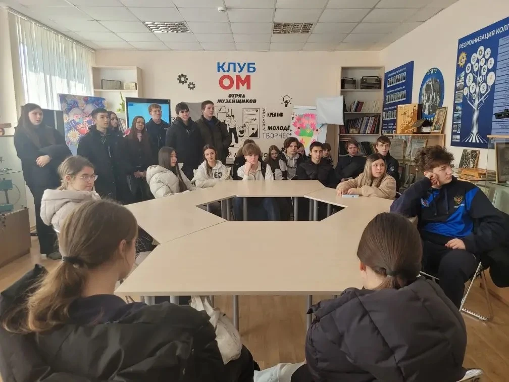 13 марта учащиеся 9БП класса стали гостями Энергетического колледжа. Ребята погрузились в мир профес