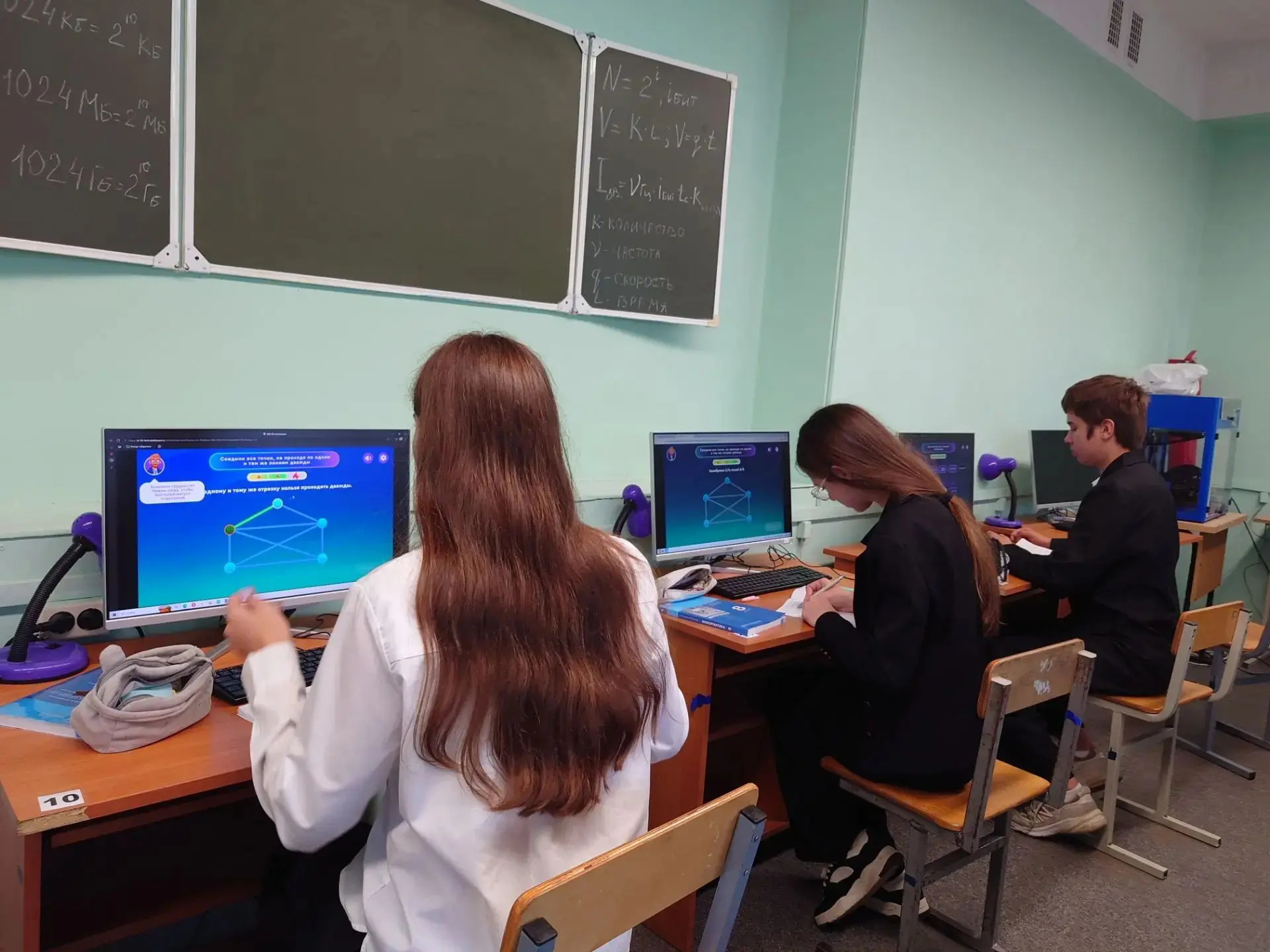 Будущее уже здесь: погружаемся в мир 3D и ИИ! 🚀✨