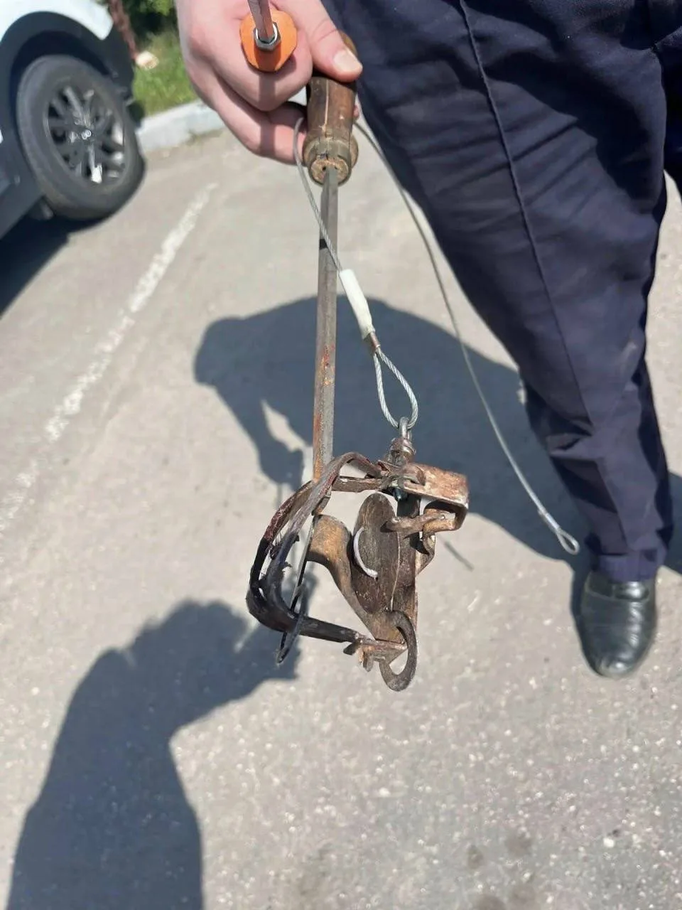 Спасли кошку из капкана в Балашихе🐈‍⬛

Под машиной обнаружили кошку, неизвестно домашняя или свобод