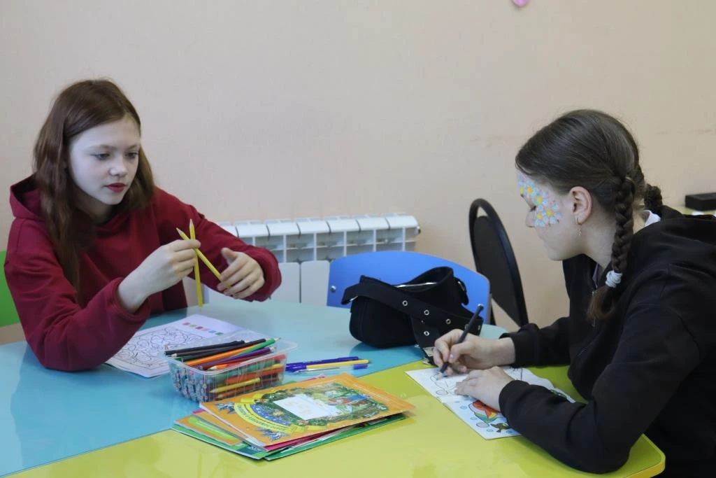 📜2 июня ребята, посещающие летнюю детскую досуговую площадку «Смайлики», приняли участ...