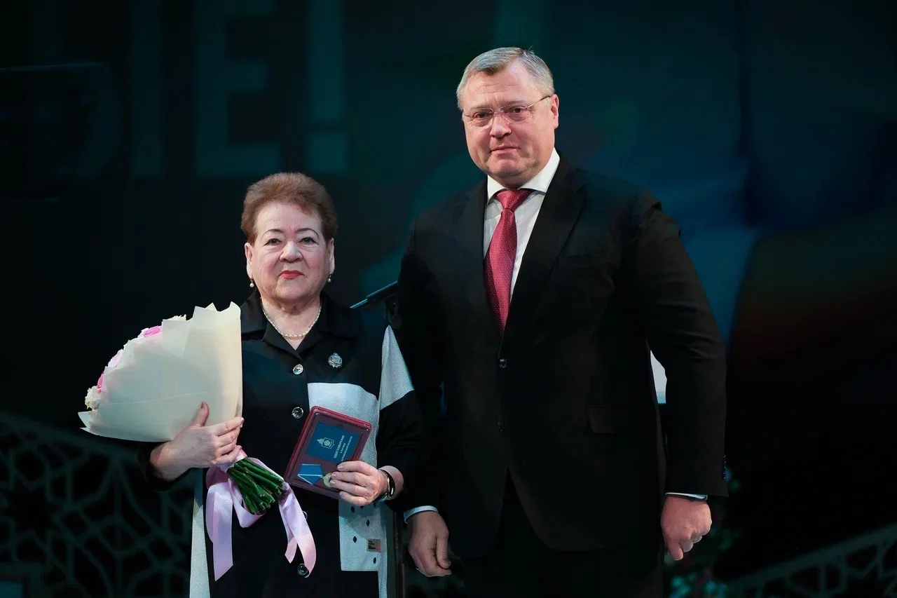 Дорогие астраханки! Примите искренние поздравления с прекрасным весенним праздником — 8 Марта!  Этот