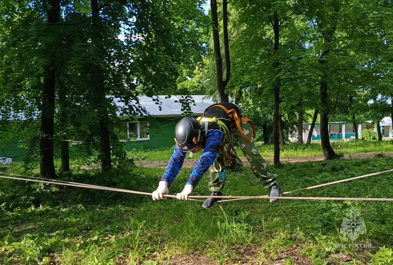 〽Стартовали XXVI региональные соревнования «Школа безопасности»  Сегодня в селе Зольное городского о