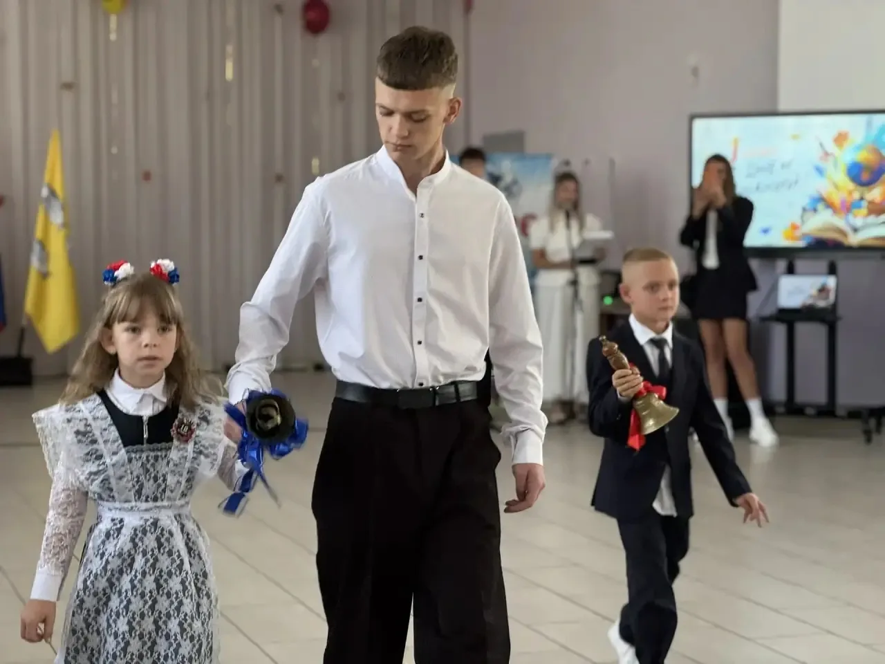 🔔🔔🔔 ТОРЖЕСТВЕННАЯ ЛИНЕЙКА ПЕРВОГО ЗВОНКА 🔔🔔🔔