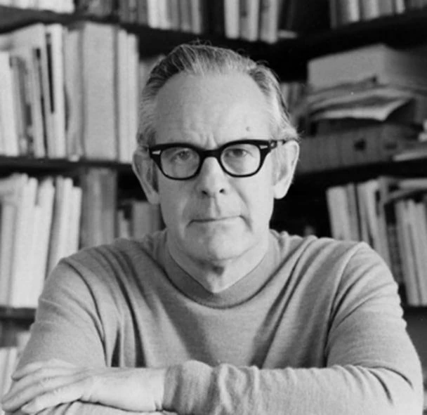 ⭐ Ролло Мэй (1909–1994) ⭐

Ролло Мэй первым в США собрал из европейского экзистенциализма цельное на