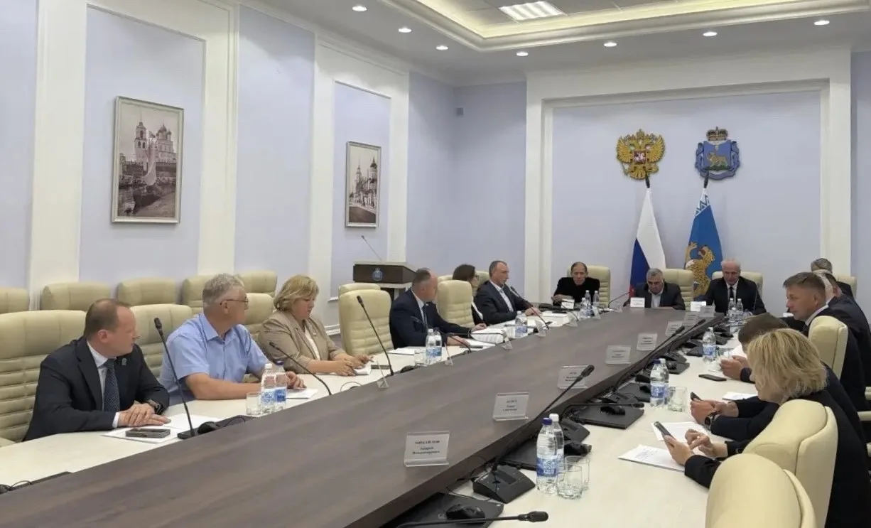 📣 Состоялось заседание фракции Единой России в Законодательном Собрании Псковской области.

Лидер ф