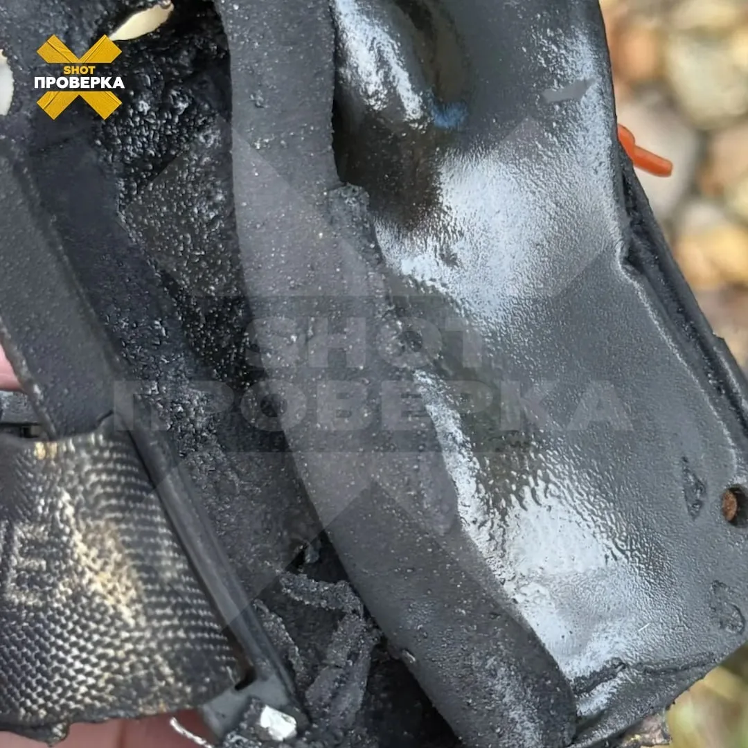 В Приморье в доме многодетной семьи взорвался налобный фонарь — горящий аккумулятор раз...