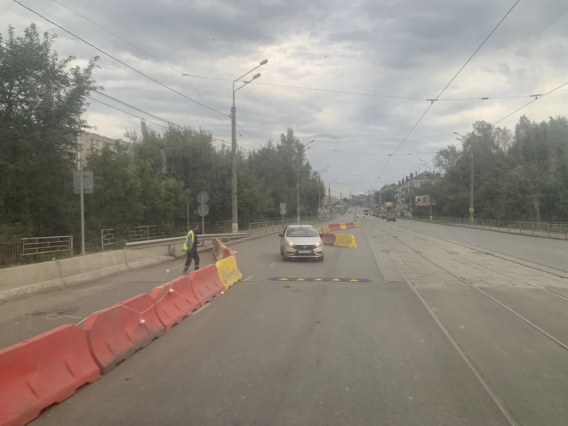 В Нижнем Тагиле начался ремонт моста на Космонавтов. Движение сужено до одной полосы в ...