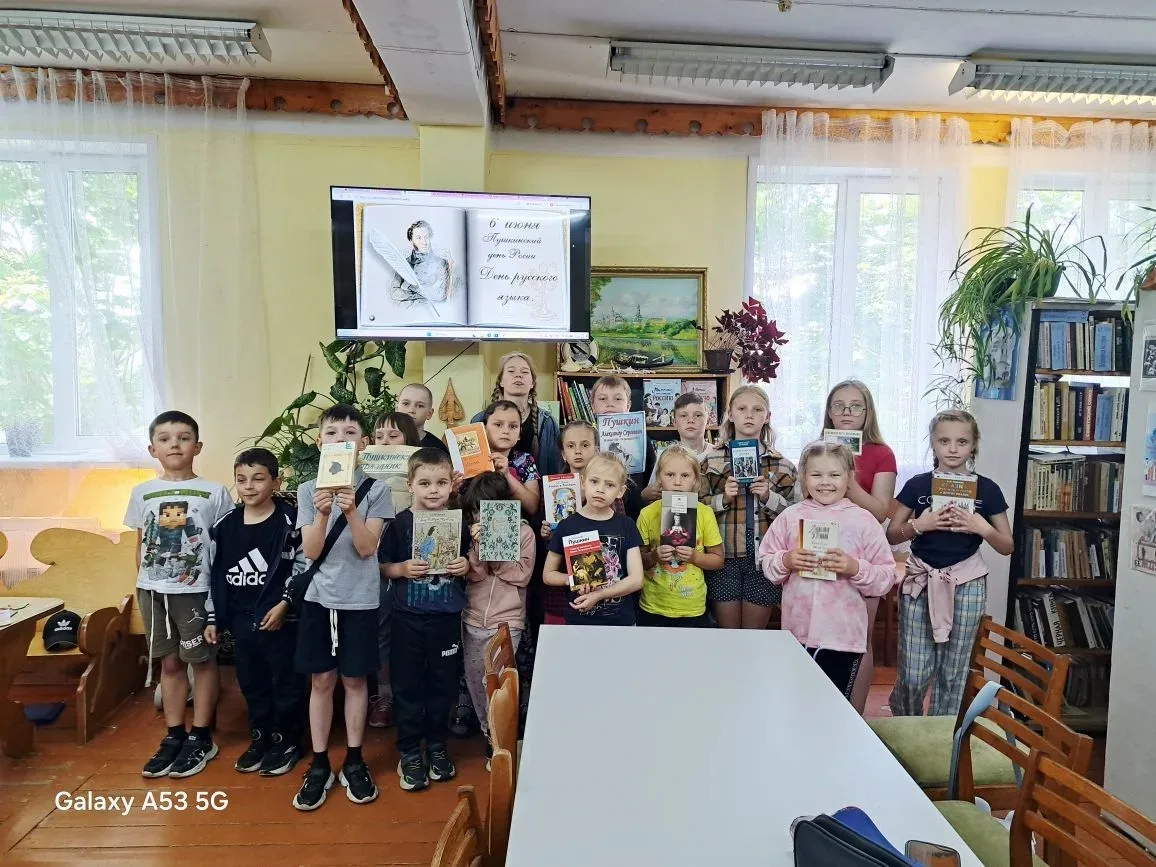 🌟 Четвёртый день лагеря: в мире сказок и родного языка! 🌟