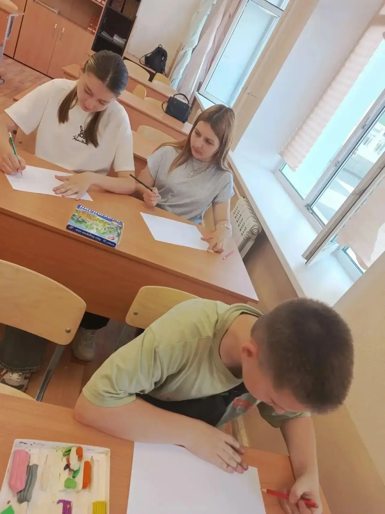 🇷🇺Символы России: вдохновение и творчество!

📆Сегодня, 22 июля, на летней пришкольной площадке «О