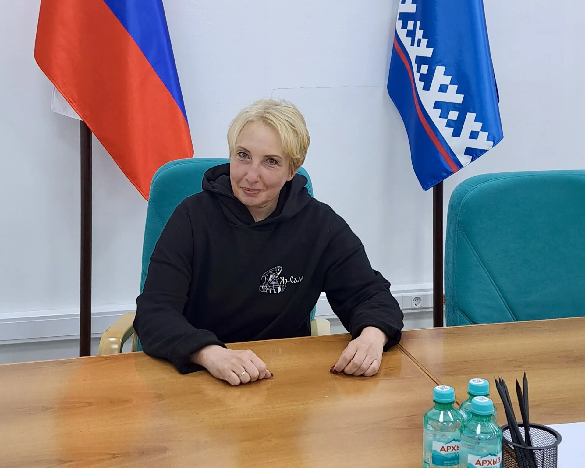 Жители Ямала учатся принципам безопасного соседства с белыми медведями  🐻‍❄️В Ямало-Ненецком автоном