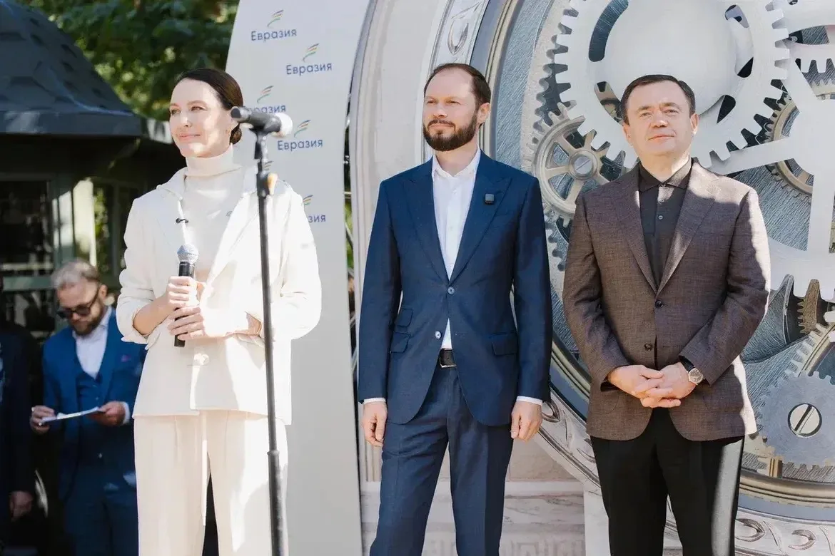 🤝 Королев поблагодарил Аршинову за обновление Горсада