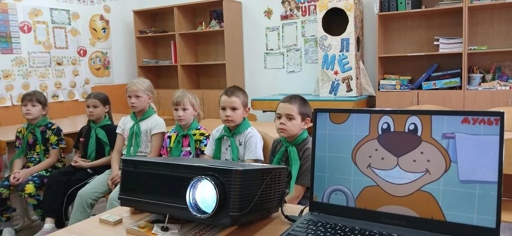 ☀️ЛДП СОЛНЕЧНЫЙ☀️НАЙДИ ПРИЗВАНИЕ

8️⃣день в лагере «Солнечный»: миссия "Найди призвание!" - море улы