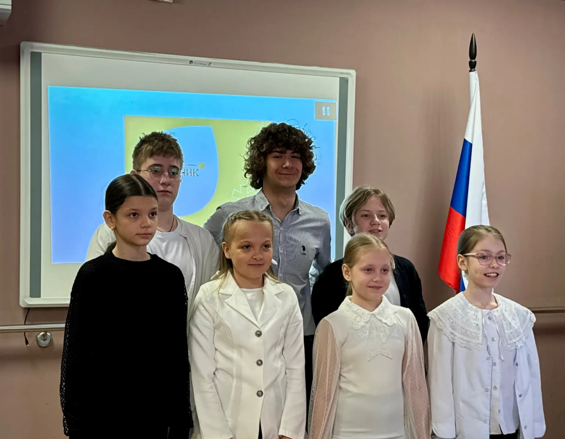🏆 Финал «Ученик года — 2026» в «Зеленом шуме»!  В нашей школе состоялось решающее испытание главного