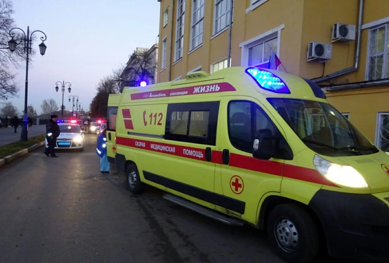 В Ожоговый центр Университетской клиники ПИМУ вечером 6 мая экстренно перевезен 39-летн...