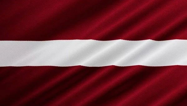 Латвия расширяет импортные ограничения.  Под запрет попали сладости, овощные консервы и...