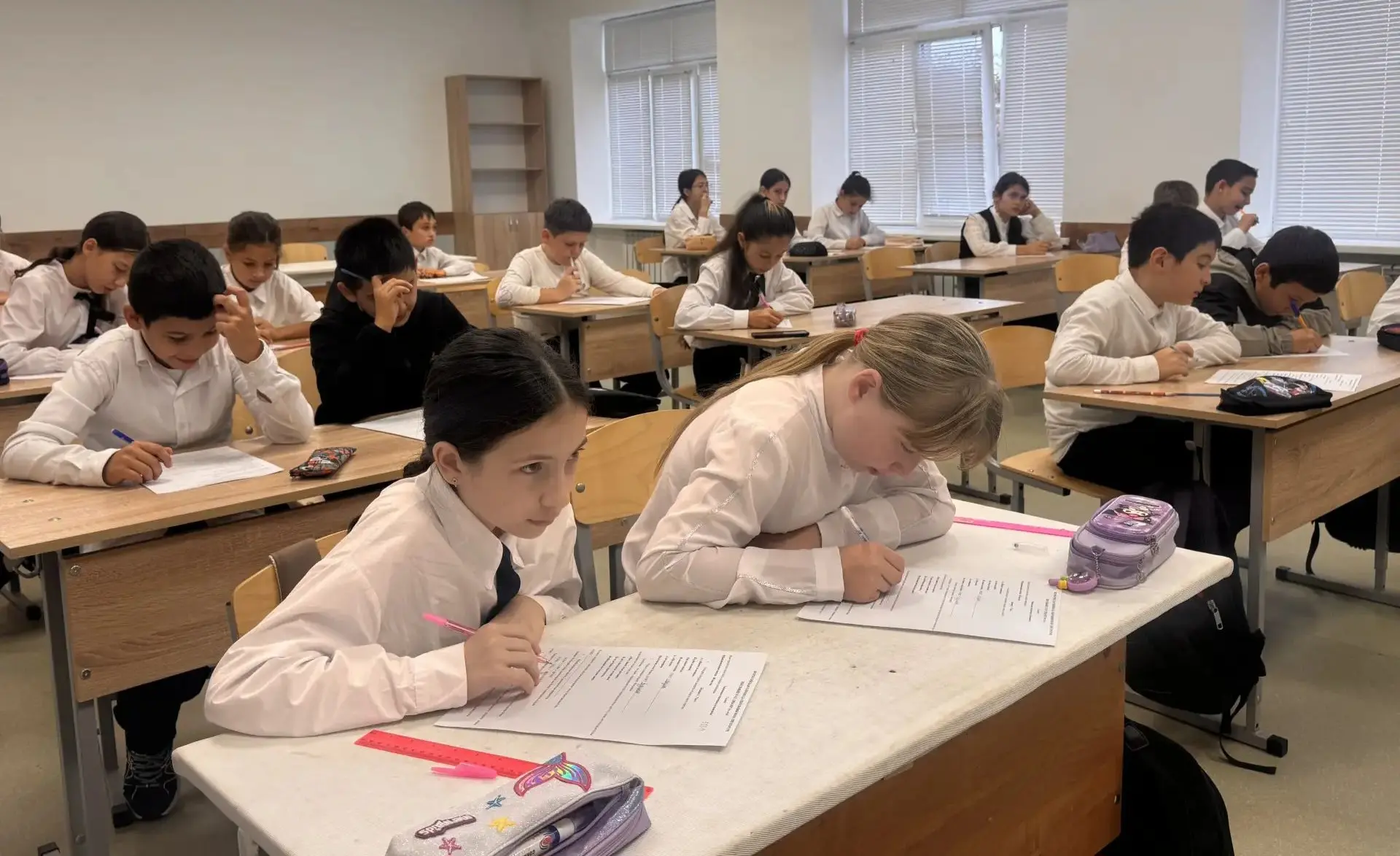 🗓️ Сегодня прошëл школьный этап  Всероссийской Олимпиады по Литературе. ✏️