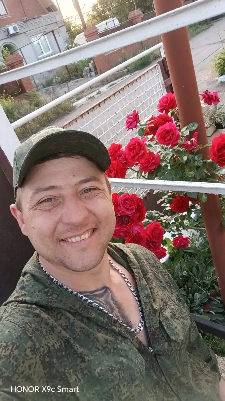 Ищу любимого и единственного братишку, дядю, сына.