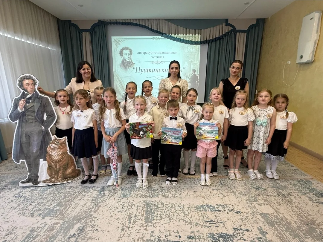 🪶🎩🪶 "Пушкинская неделя" в детском саду 

📚🪶📚 Вторая летняя неделя в "Умке" посвящена 227-летию