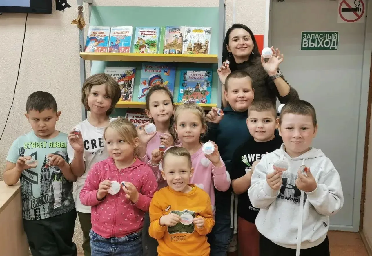 🎉 День флага в гостях у библиотеки! 🎉