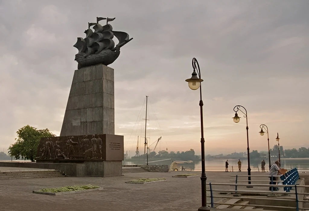 С днём рождения, Херсон! 🎉

Именно в этот день, 18 июня 1778 года, по указу императрицы Екатерины I