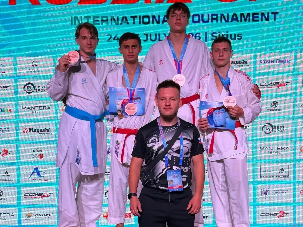 Шахтинские каратисты стали призерами международных соревнований «Russia Open 3.0», завоевав четыре б
