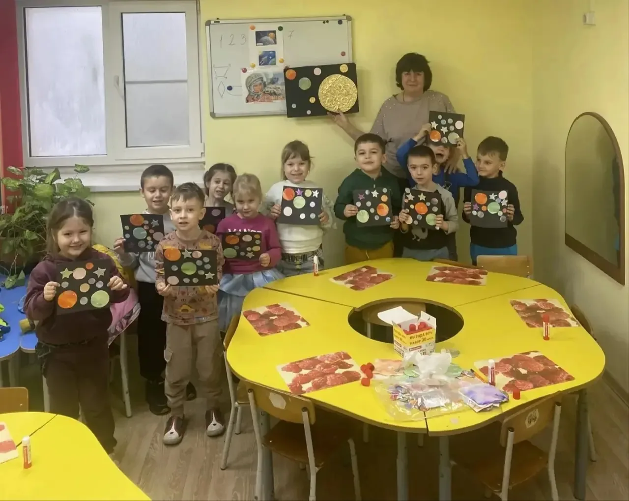 🌟 Наши юные таланты: творчество, музыка и спорт в средней группе! 🌟