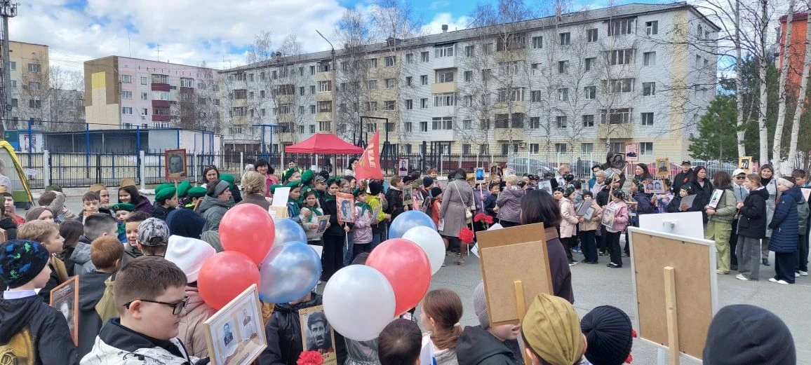 Международная акция «Бессмертный полк: Герои рядом с нами» Сегодня в МБОУ «СОШ №3 им. А.А. Ивасенко»